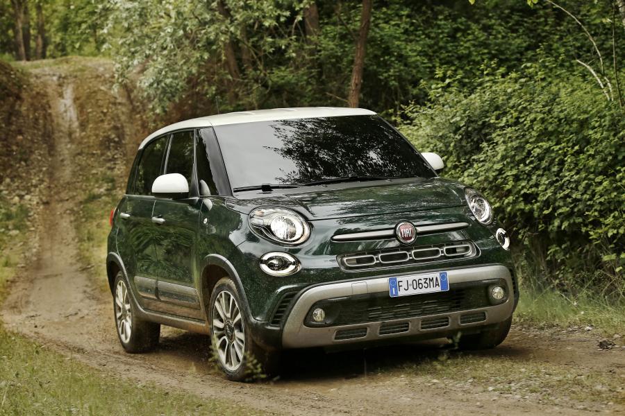  Fiat 500L Cross (330) 2017 года  (фото 17 из 39)